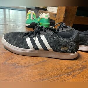 Adidas Men’s Gonzales Pro Black/White 6